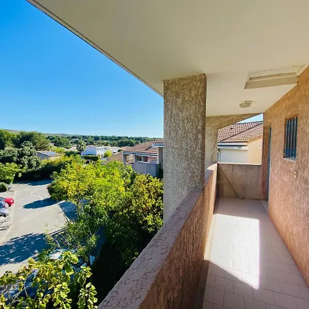 Apartment Vue Le Chant Des Cigales