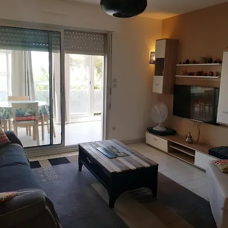 Apartment Vue Le Chant Des Cigales *